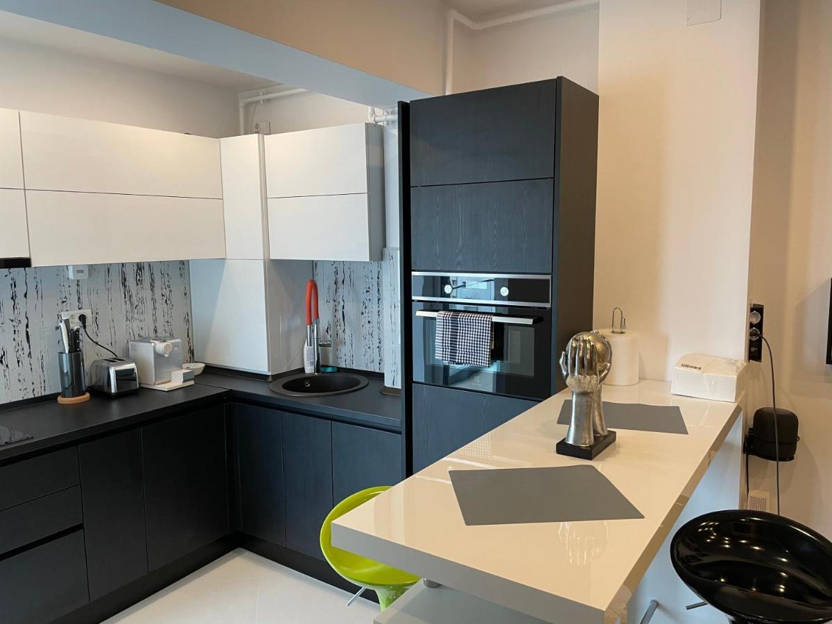 Fancy Westpark 2 Residence Lakeview W7 Бухарест Экстерьер фото
